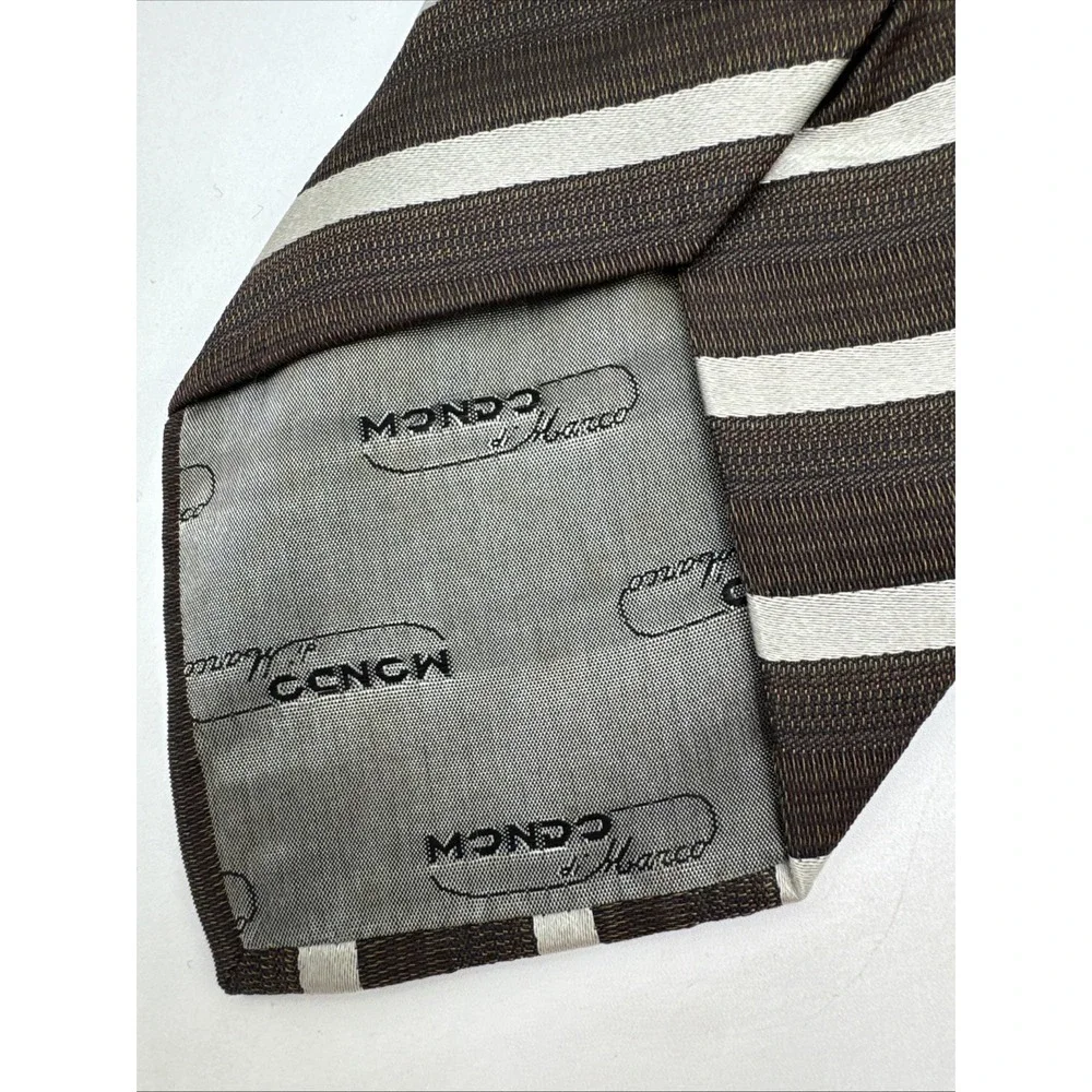 Mondo Di Marco gorgeous tie